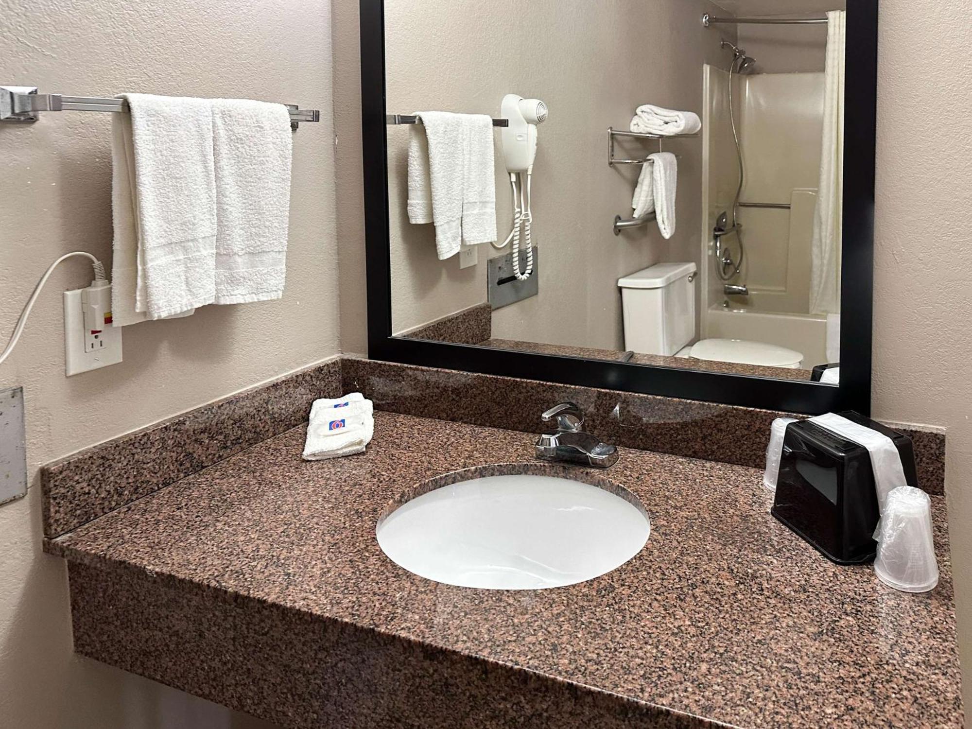 Motel 6 Atlanta Ga Atlanta Airport East Eksteriør billede